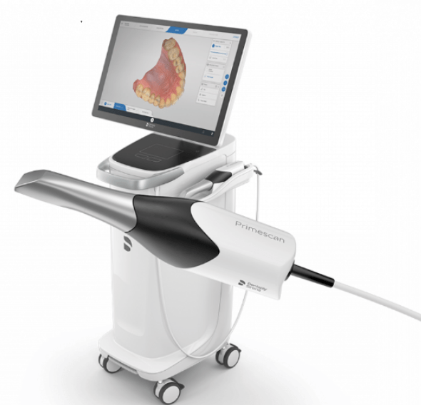 Intraorale Kamera CEREC Primescan in unserer Zahnarztpraxis in Stade bei St Wilhadi